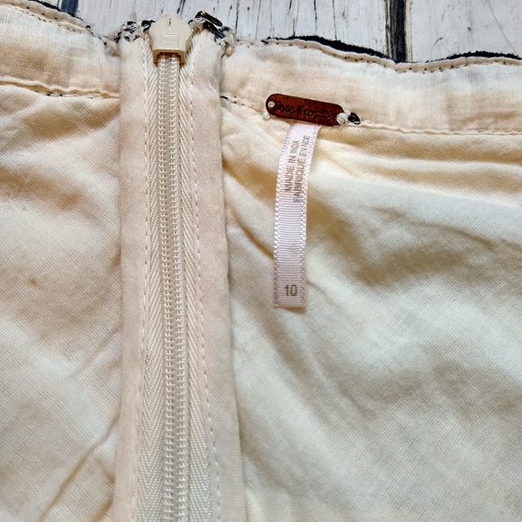 Free People Mini Skirt - Boho Ivory Lace Skirt - Picture 4 of 8